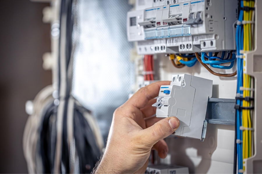 Dépannage Électrique à Mamirolle