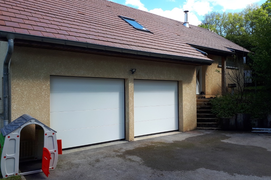 Installation Porte de Garage à Mamirolle